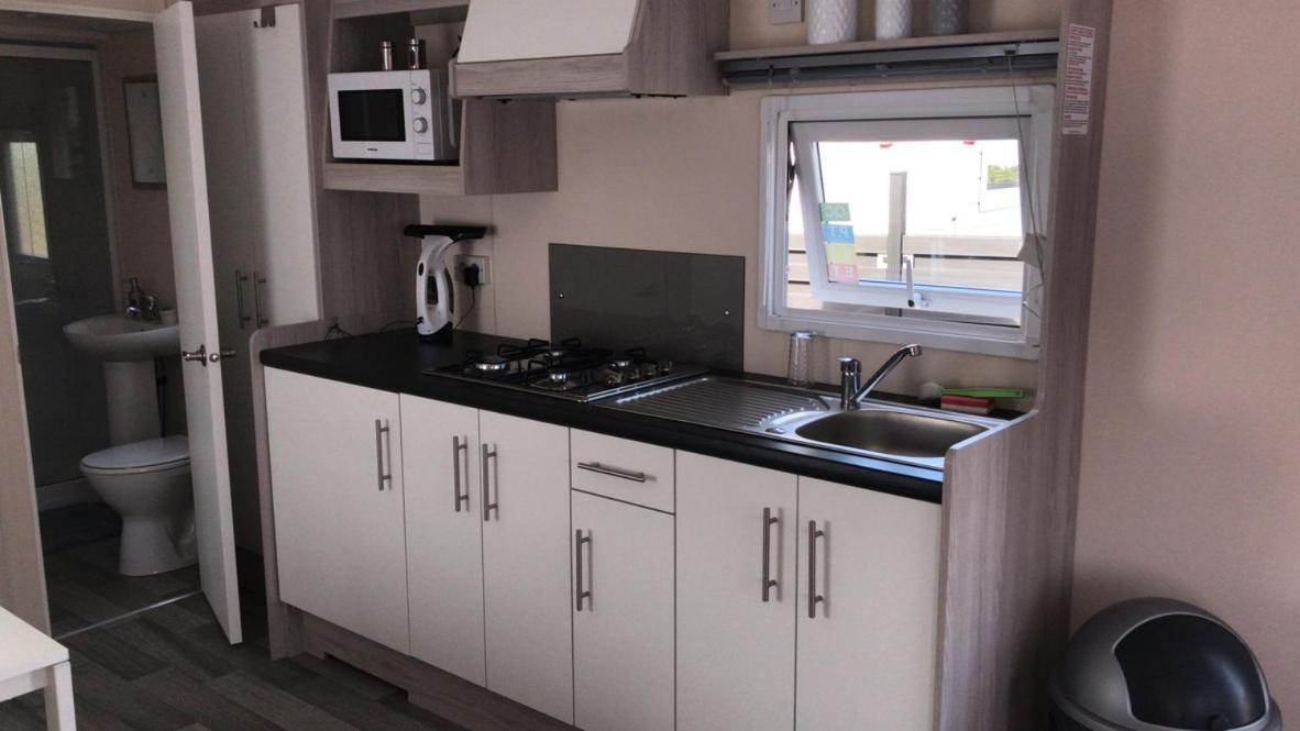 Luxe Chalet Op Camping Duindoorn, Ijmuiden Aan Zee, In De Buurt Van F1 Circuit Zandvoort En Bloemendaal Op Loopafstand Strand Esterno foto