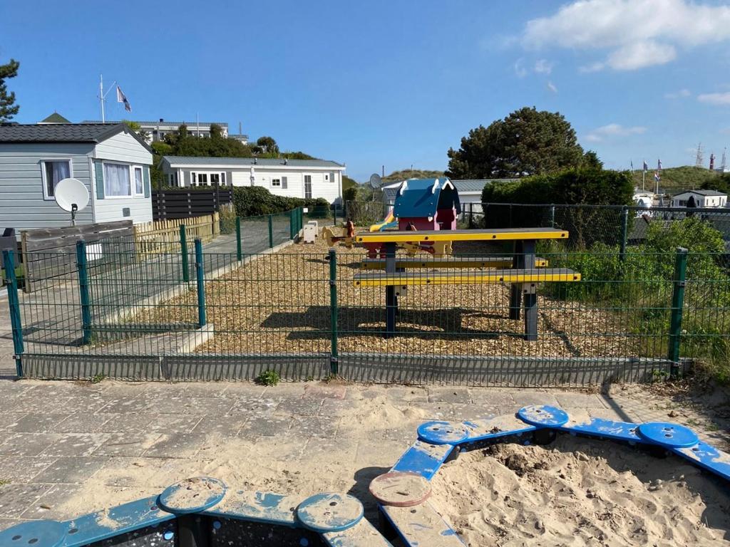 Luxe Chalet Op Camping Duindoorn, Ijmuiden Aan Zee, In De Buurt Van F1 Circuit Zandvoort En Bloemendaal Op Loopafstand Strand Esterno foto